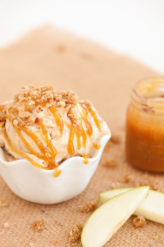 caramel apple crumble ice cream recipe - sugar and cloth