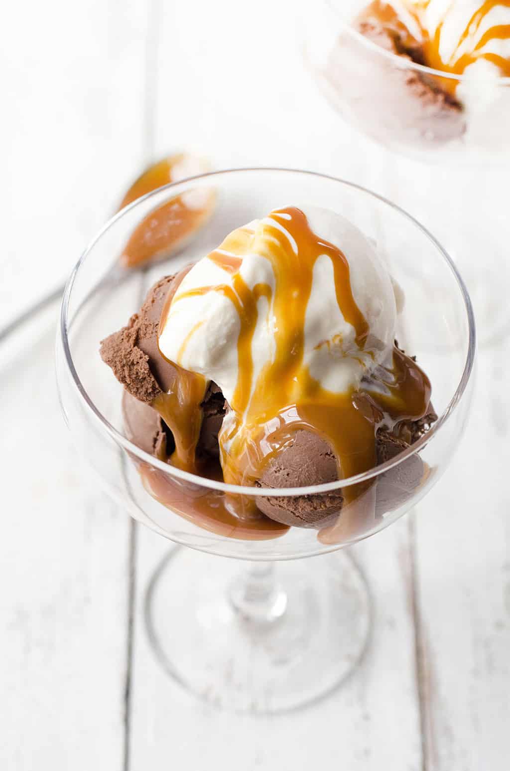 Bailey's Ice cream with whiskey caramel sauce recipe - sugar and cloth