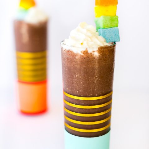 This boozy frozen hot chocolate recipe will fix your chocolate cravings and the Summer heat! - sugar and cloth