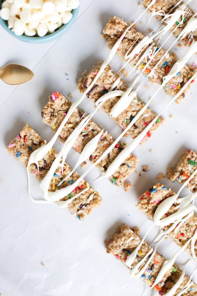 Funfetti Granola Bars - Sugar & Cloth - Recipe - Houston Blogger