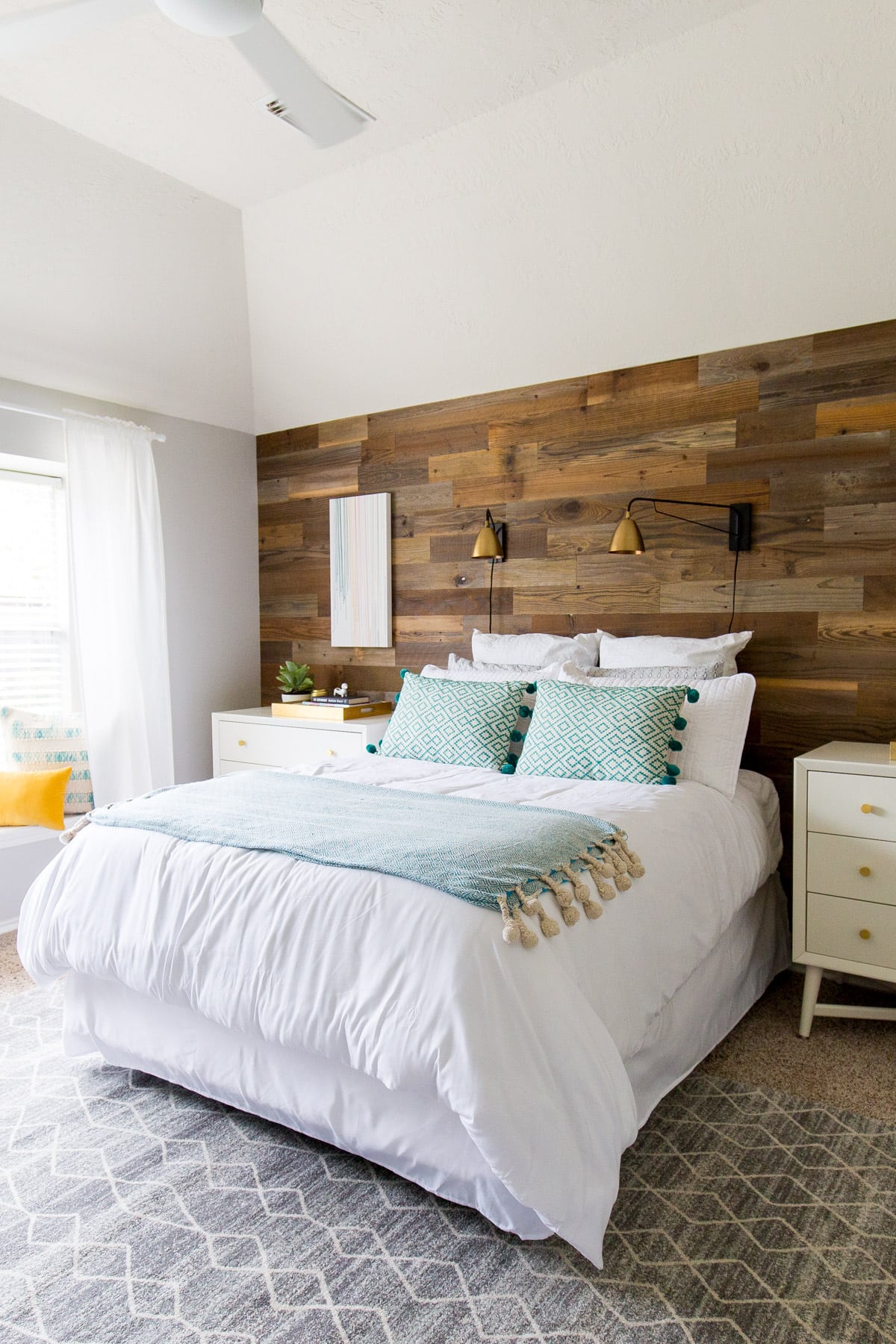 A Before and After Simple Bedroom Makeover for Zach & Caitlin! — Sugar ...