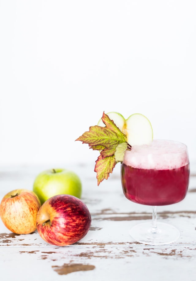 Fall Poisoned Apple Cocktail - Sugar & Cloth - cocktail - thanksgiving