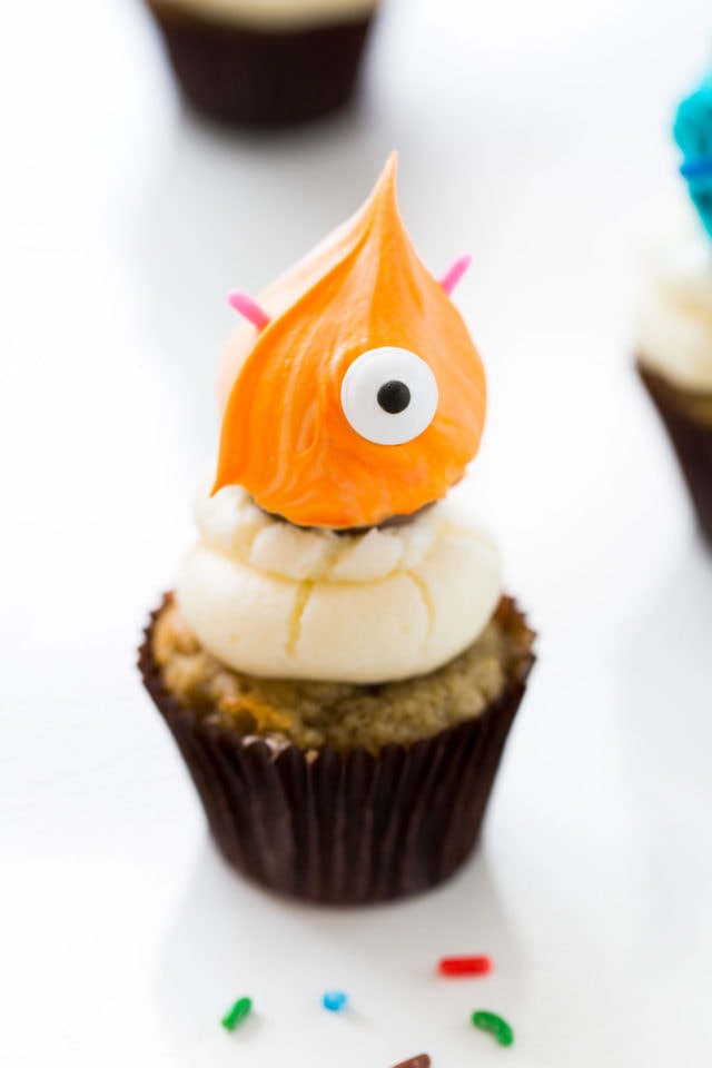 The cutest DIY truffle monster cupcake toppers you ever did see! - sugar and cloth - halloween - lindt chocolate