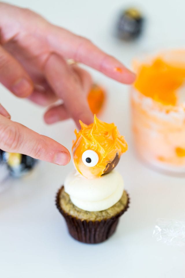 The cutest DIY truffle monster cupcake toppers you ever did see! - sugar and cloth - halloween - lindt chocolate