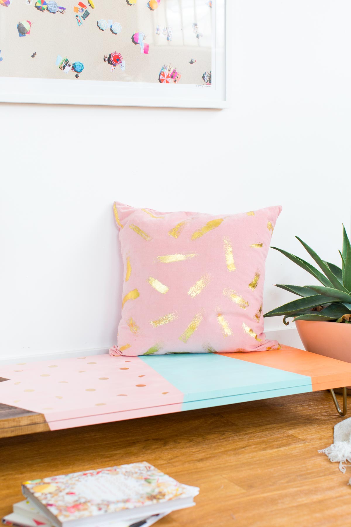 DIY Modern Low Bench with pillow