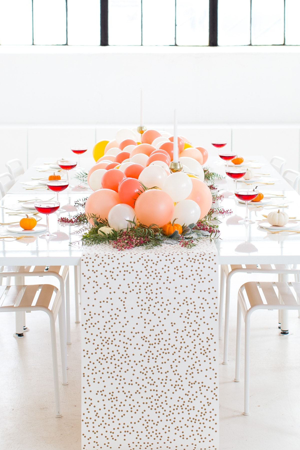 No one ever said you couldn't have your DIY balloon Friendsgiving table centerpiece and turkey too! - Sugar and Cloth - Ashley Rose - Best DIY blog - Best entertaining blog