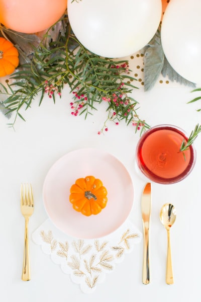 Friendsgiving Table DIY Balloon Centerpiece ( + Recipe) — Sugar & Cloth