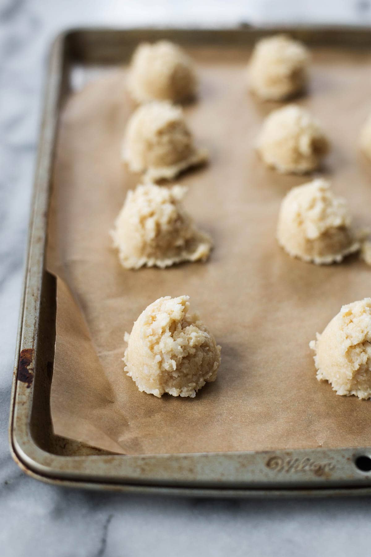 Dark Chocolate Coconut Macaroons recipe by Sugar & Cloth, an award winning DIY and lifestyle blog.