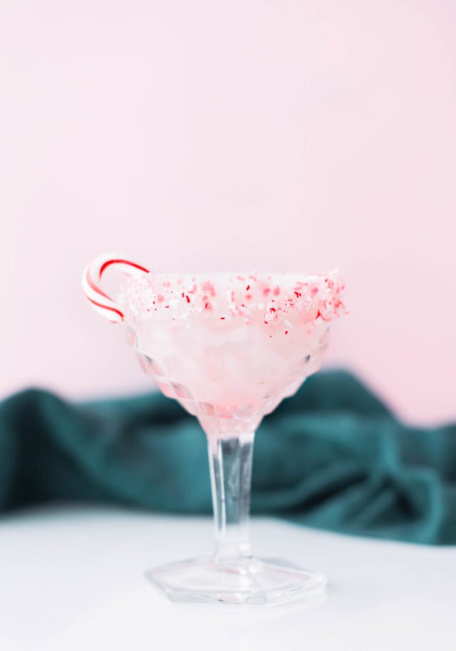 White Chocolate Candy Cane Cocktail recipe by Sugar & Cloth, an award winning DIY, recipe, and lifestyle blog.