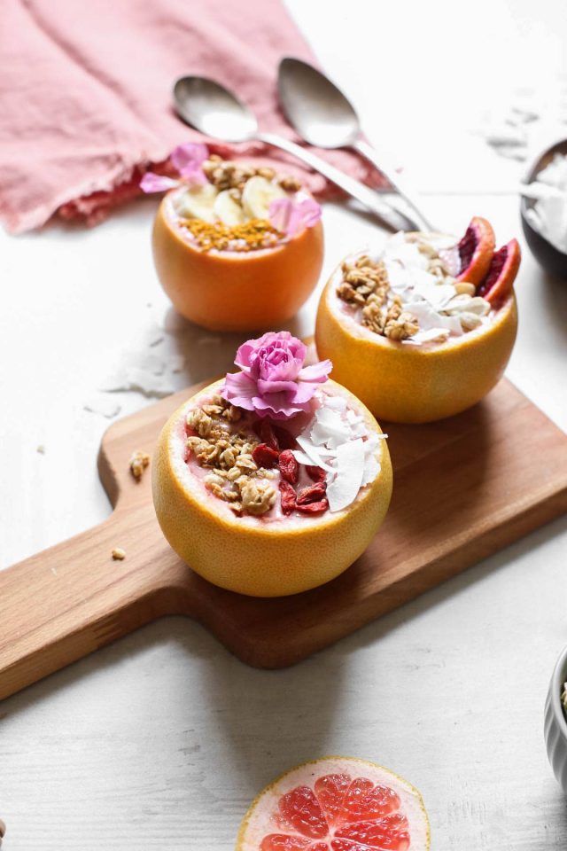 Winter Citrus Smoothie in Grapefruit Bowls by Sugar & Cloth, an award winning DIY blog.