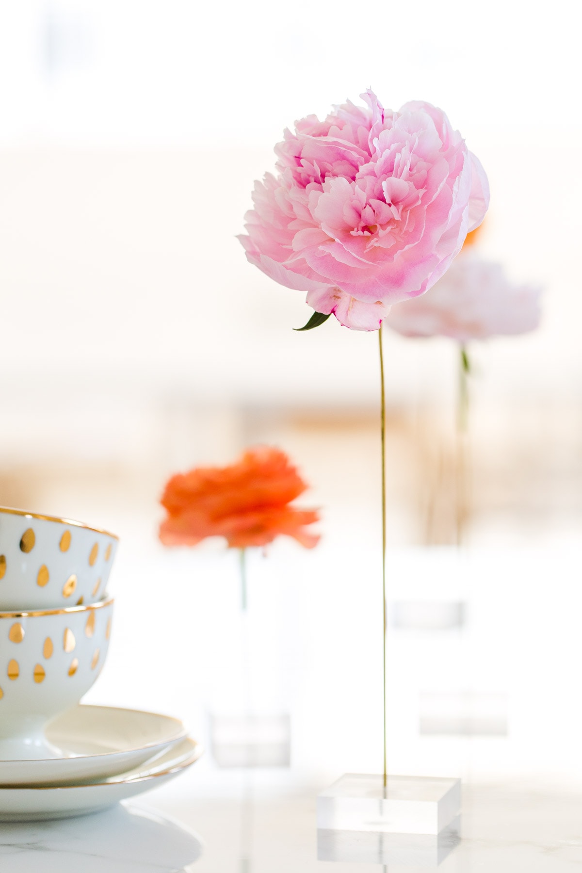 DIY floating flower table display by top Houston lifestyle blogger Ashley Rose of Sugar and Cloth