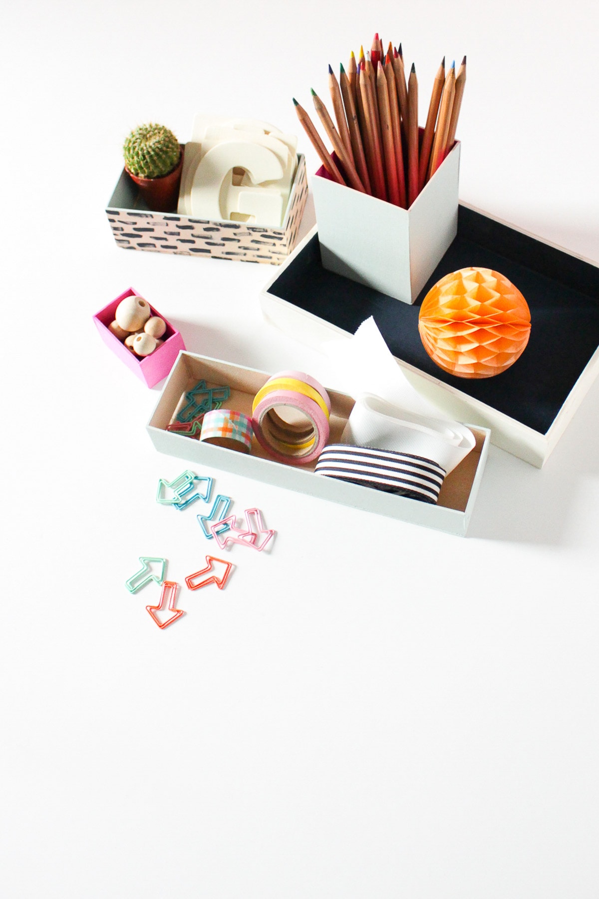 DIY Nesting Desk Organizer by Sugar & Cloth, an award winning DIY, home decor, and recipe blog.