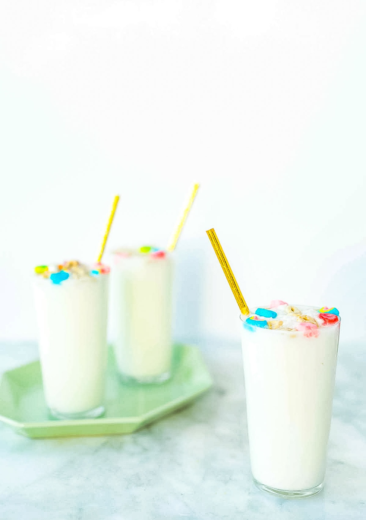 Boozy Cereal Milk Egg Cream by Sugar & Cloth, an award winning DIY, home decor, and recipes blog.