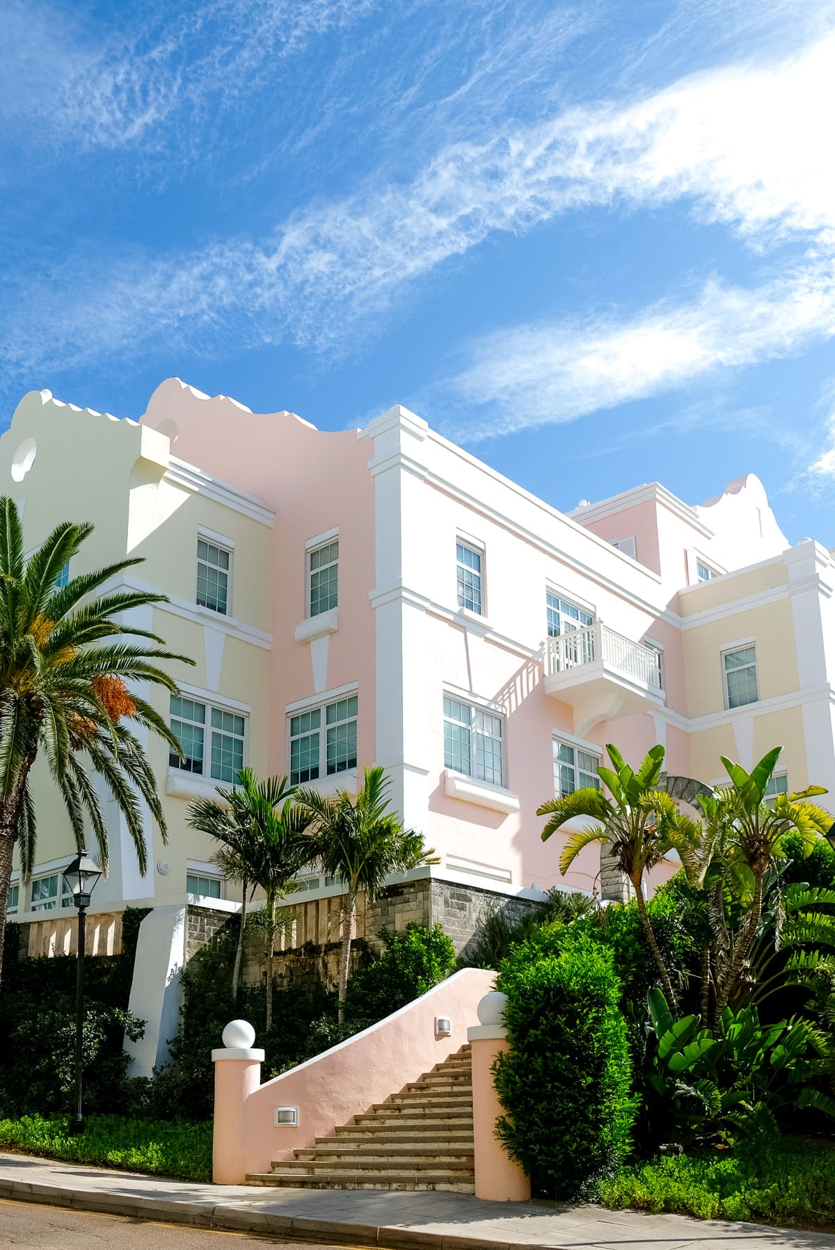 Our travel guide Hamilton, Bermuda and The Hamilton Princess Fairmont by top Houston lifestyle blogger Ashley Rose of Sugar and Cloth