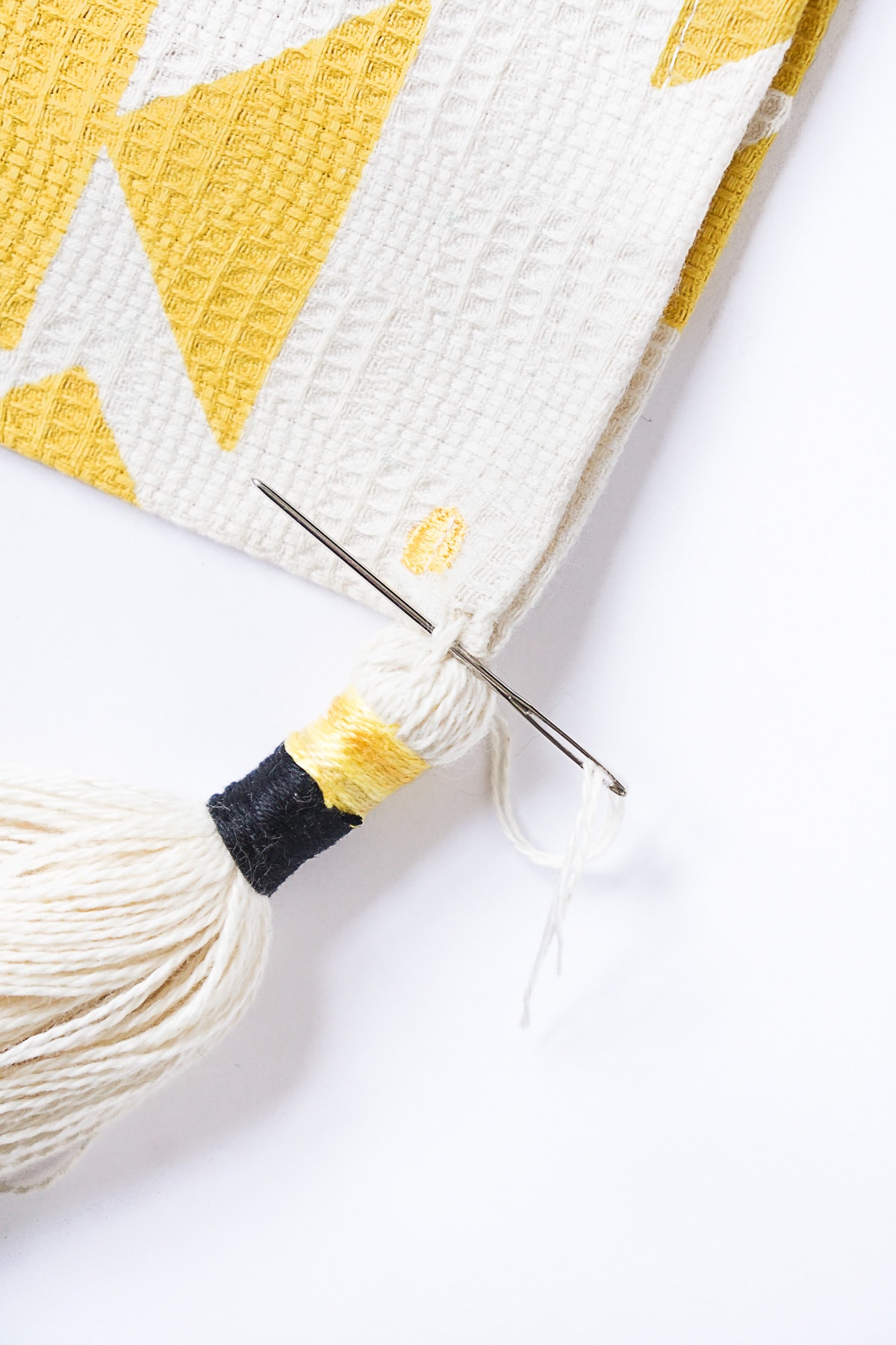 DIY Tasseled Throw Pillows For A Cozy Fall Sugar & Cloth Decor