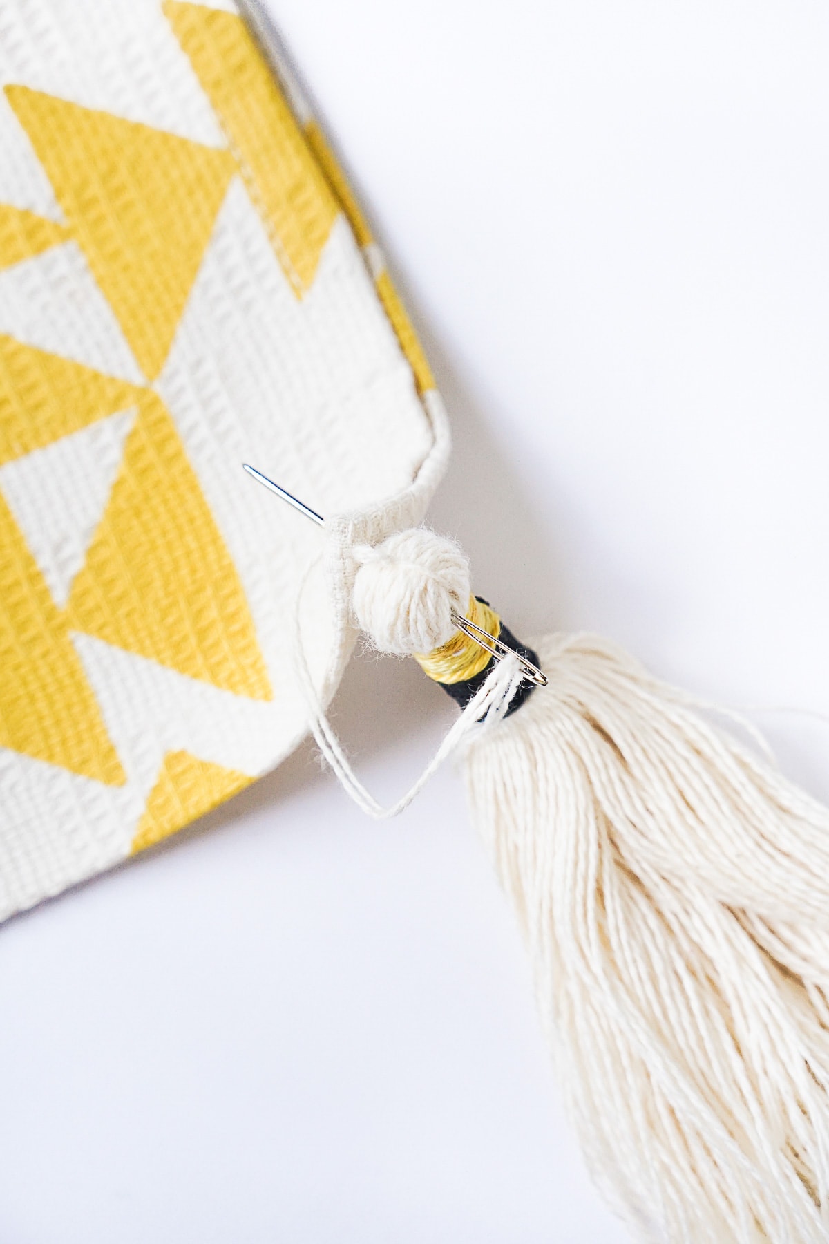 DIY Tasseled Throw Pillows For A Cozy Fall Sugar & Cloth Decor