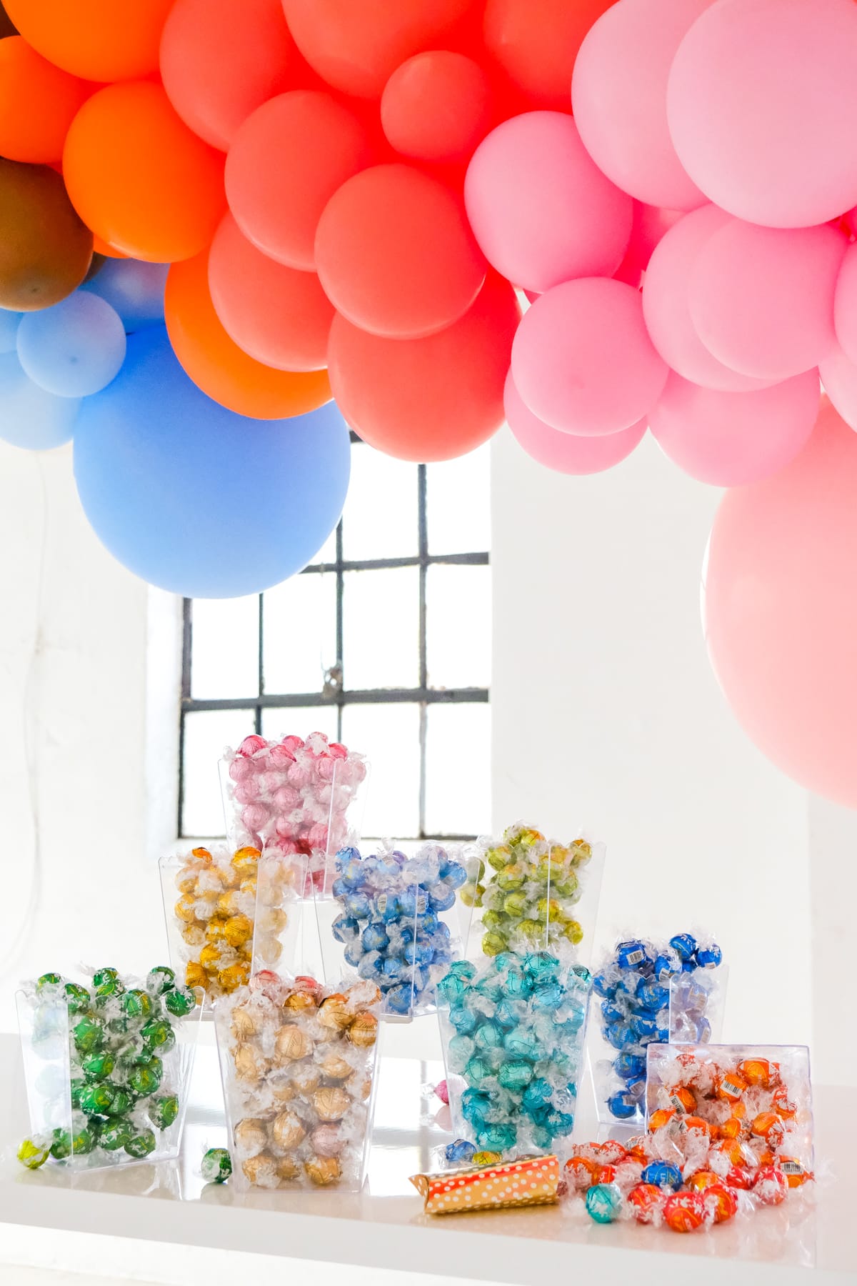 5 DIY Gender Neutral Baby Shower Ideas by top Houston lifestyle blogger Ashley Rose of Sugar & Cloth