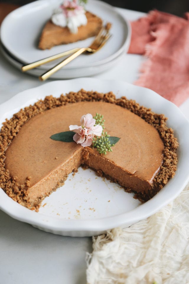 No Bake Gingersnap Pumpkin Pie by top Houston lifestyle blogger Ashley Rose of Sugar & Cloth