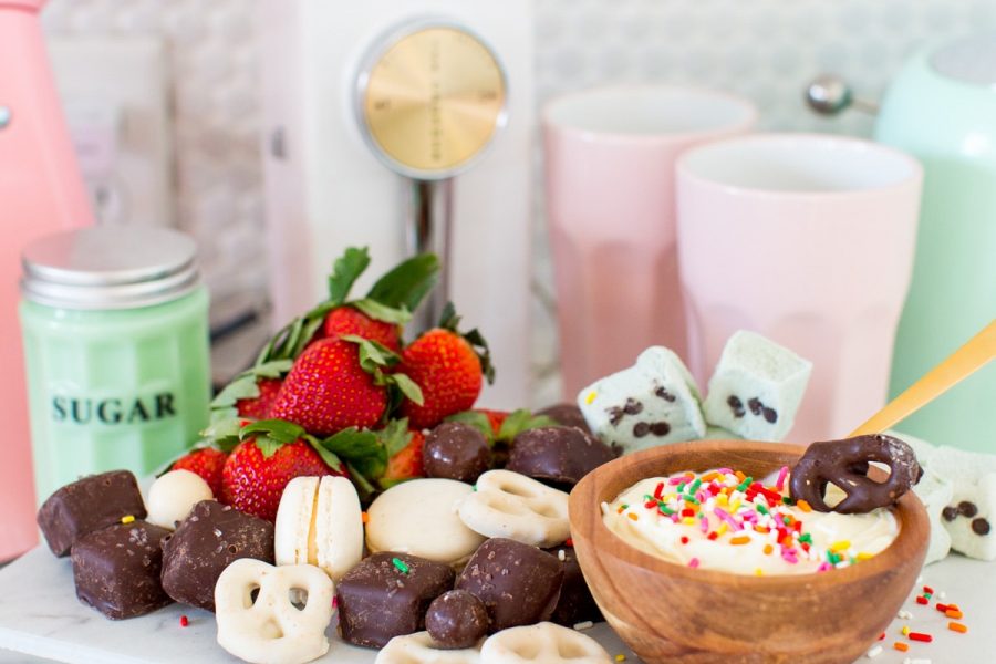 DIY Marble & Gold Serveware by top Houston lifestyle blogger Ashley Rose of Sugar and Cloth