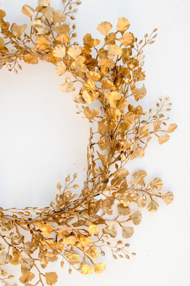 DIY gold wreath