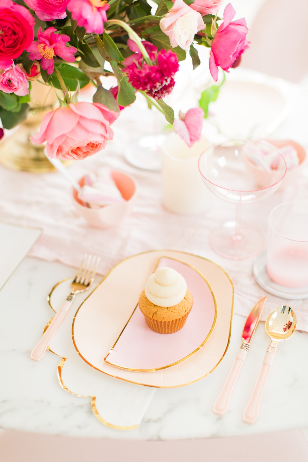 A Simple and Chic Galentine's Table by top Houston lifestyle blogger Ashley Rose of Sugar and Cloth