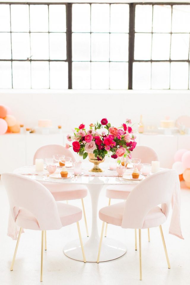 A Simple & Chic Galentine's Table