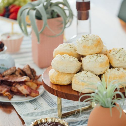 Real Entertaining: Easy Garlic & Herb Cheese Biscuits + Our Family Brunch!