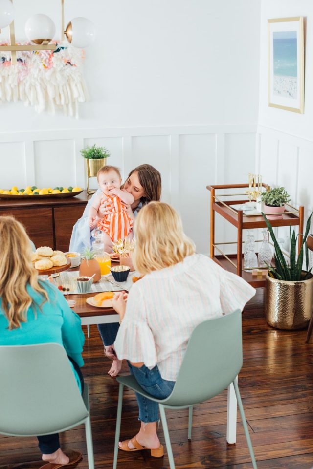 Real Entertaining: Easy Garlic & Herb Cheese Biscuits + Our Family Brunch!