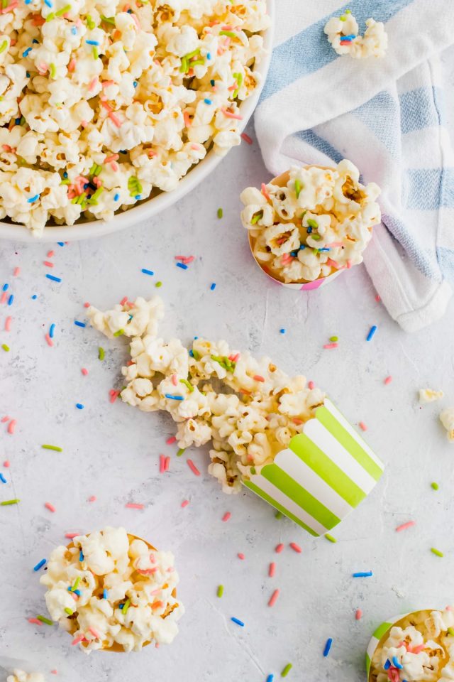 delicious white chocolate funfetti popcorn by top Houston lifesyle blogger Ashley Rose of Sugar and Cloth #recipes #entertaining #idea 