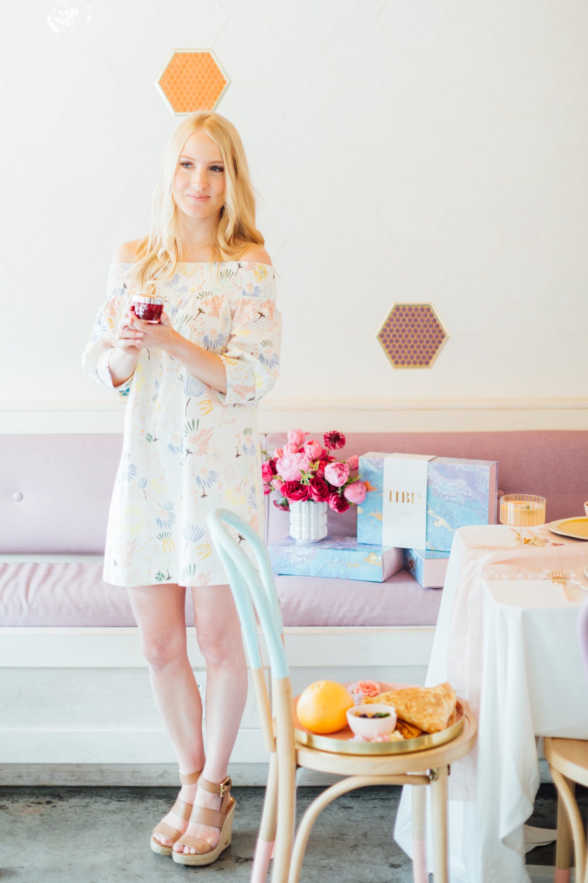 Spring brunch ready - A Perfectly Pastel Easter Table Idea by top Houston lifestyle blogger Ashley Rose of Sugar & Cloth #diy #tablescape #ideas #easter #pastel #party #decorations #brunch #bridalshower #bridal #shower #baby