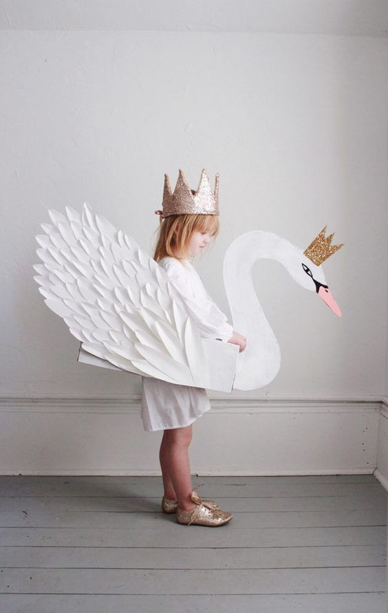 Swan princes DIY Halloween costume for girls