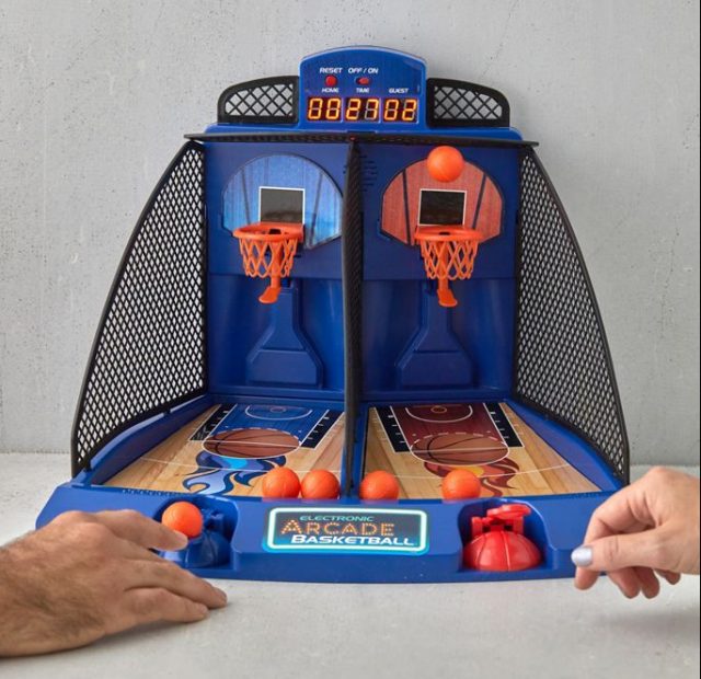 photo of the Electronic Arcade Basketball Game