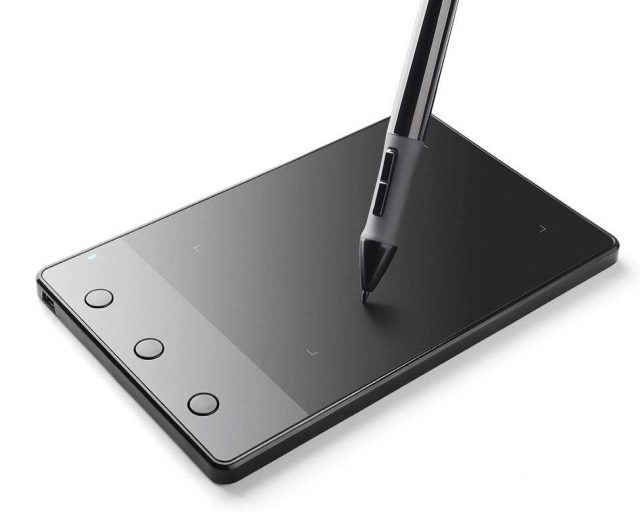 photo of a wireless drawing pad and pen