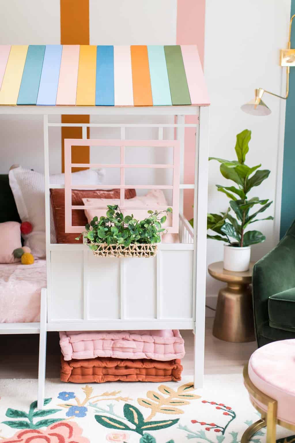 Colorful DIY Toddler Bed for Girls Bedroom Idea