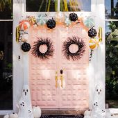 22 Best DIY Outdoor Halloween Decorations for Front Yard