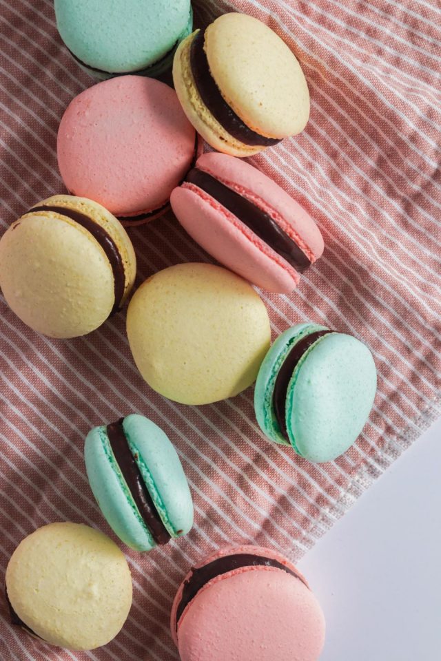 A close up photo of Italian Macarons made by Sugar and Cloth