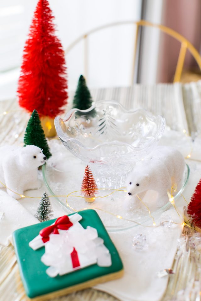 Winter Wonderland - a North Pole inspired entertaining decor by Ashley Rose of Sugar & Cloth