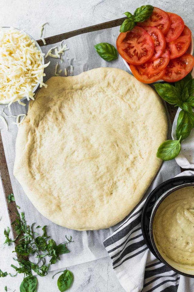 white cheese pizza recipes - ingredients need to make a white pizza