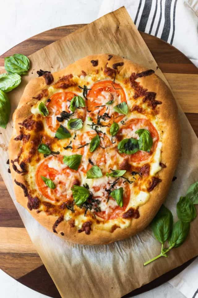 White Sauce Pizza Recipe - How To Make White Pizza
