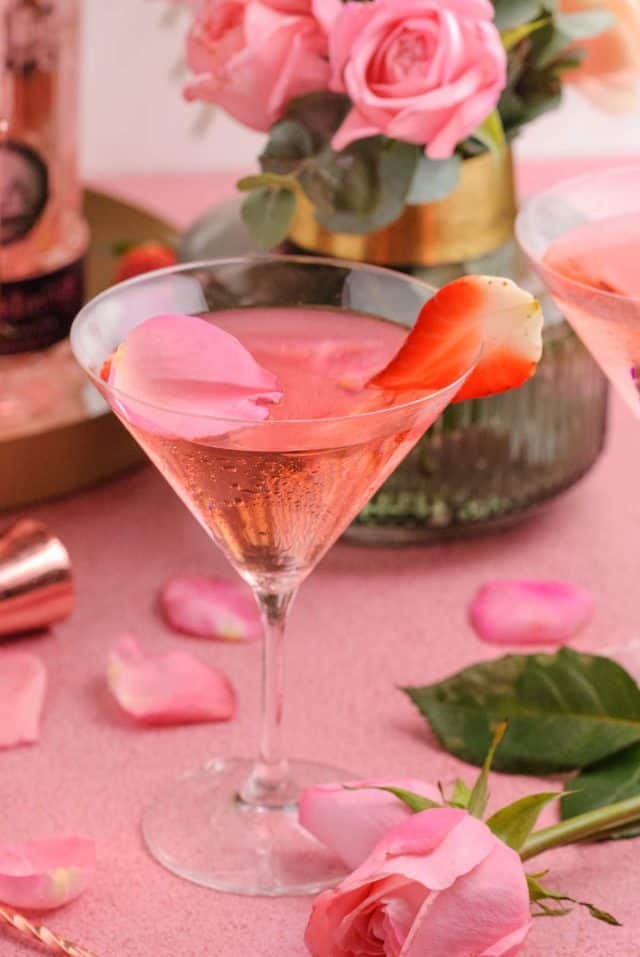 Rose Martini Cocktail - how to make a vodka martini