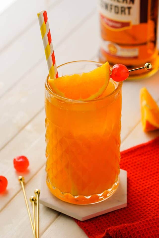 Fruity Alabama Slammer Cocktail Recipe