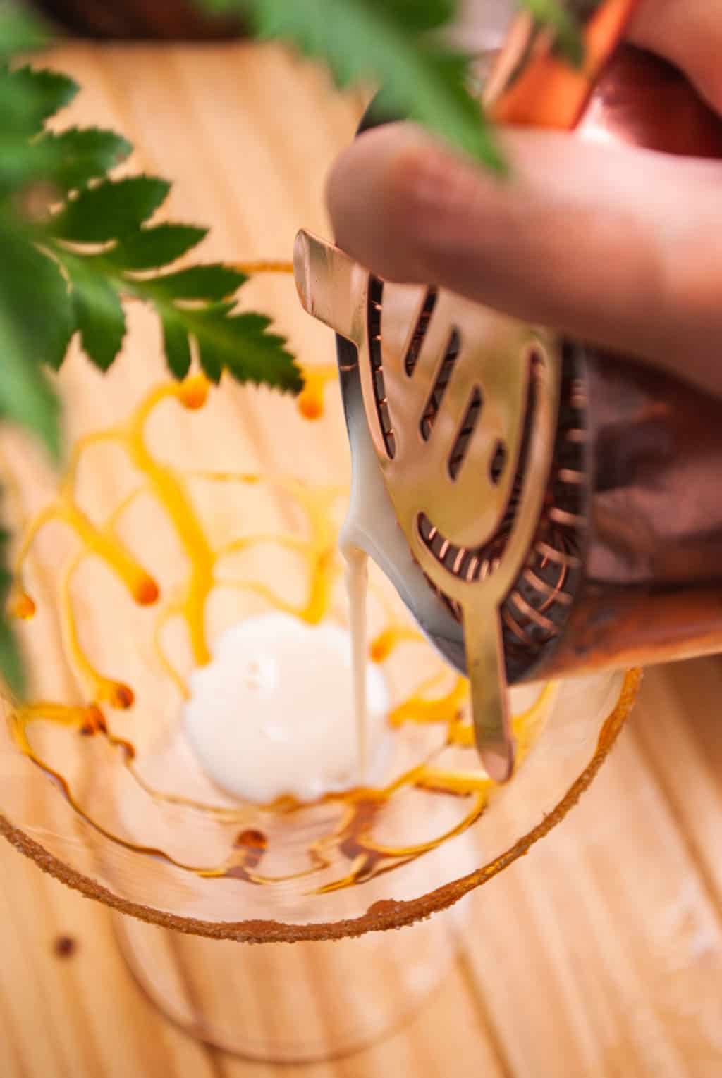 Creamy Vanilla Rumchata Martini Recipe — Sugar & Cloth