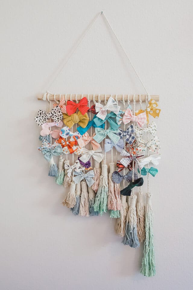 DIY Macrame Bow Organizer