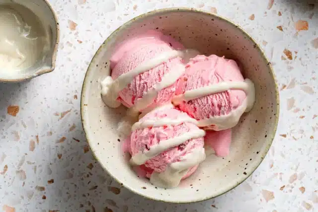 Marshmallow Sauce for Desserts