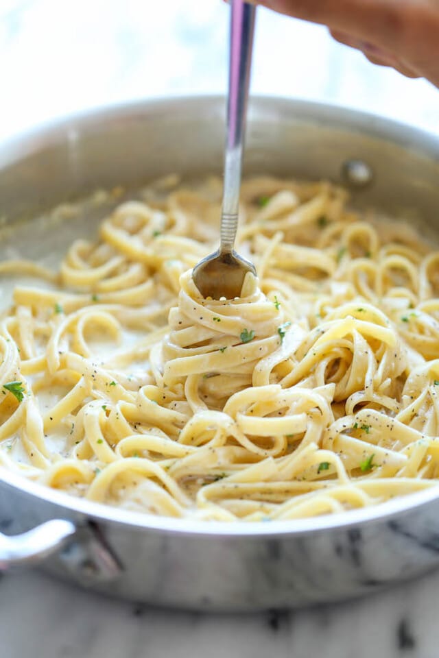 Garlic Parmesan Pasta for pasta side dishes
