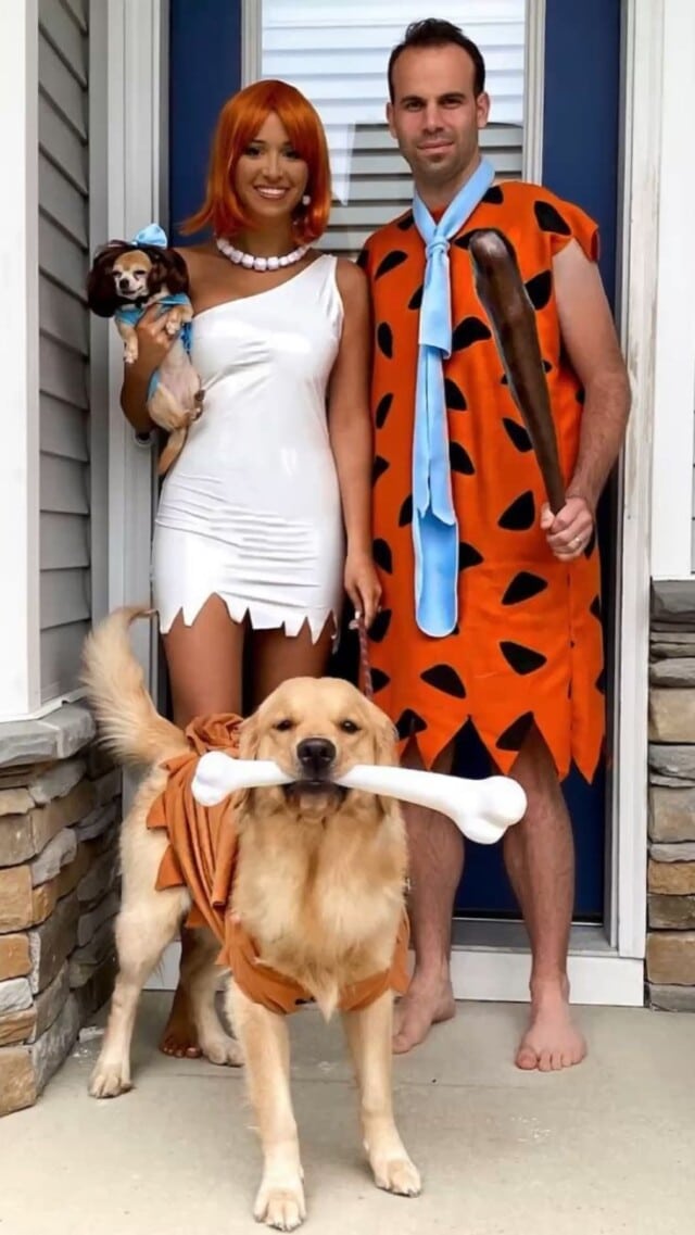 Flintstones Halloween Costume Idea with Dog