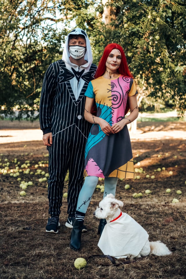 The Nightmare Before Christmas Couples Halloween Costumes with Dog