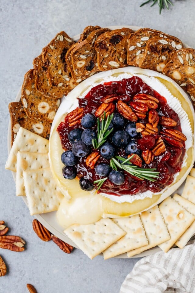 Baked Brie with Cranberries
