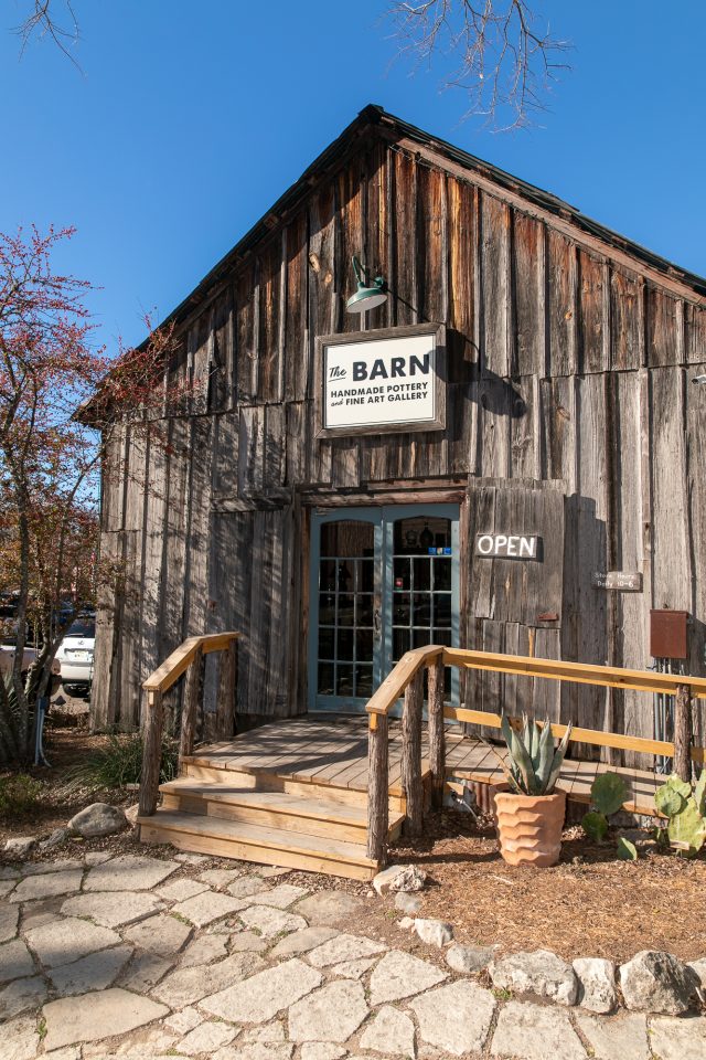 photo of the outside of The Barn Pottery boutiques in New Braunfels by Sugar & Cloth