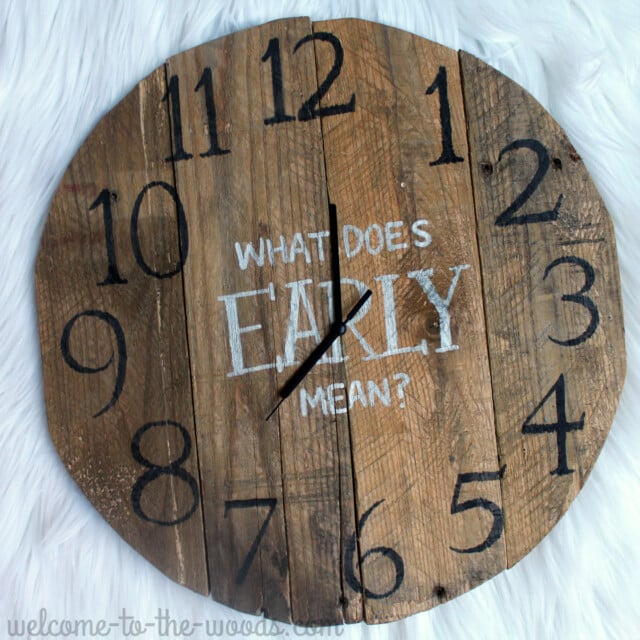 DIY Clock From Pallet Wood